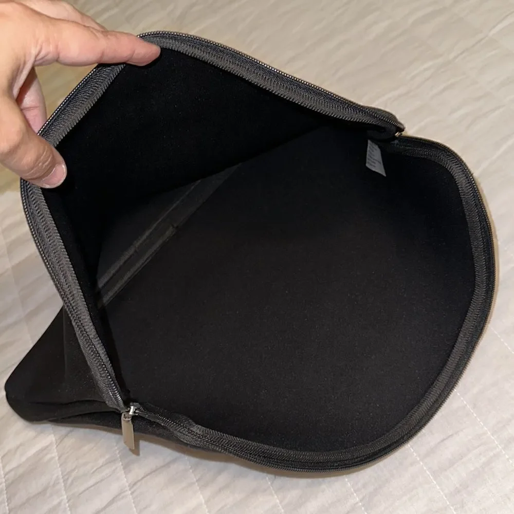 DGL Black Padded Laptop Sleeve Bag